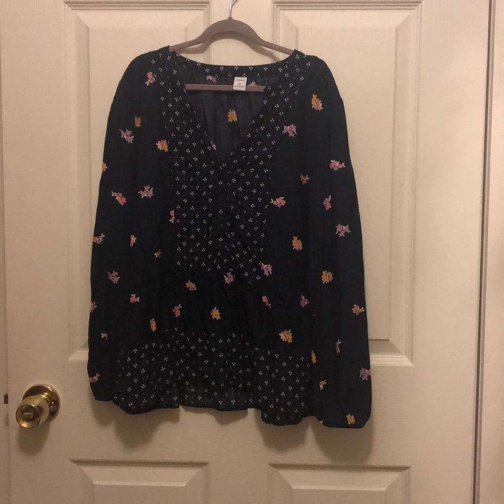 Floral top